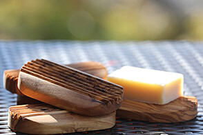 Olive Wood Soap Dish Oval Ridged